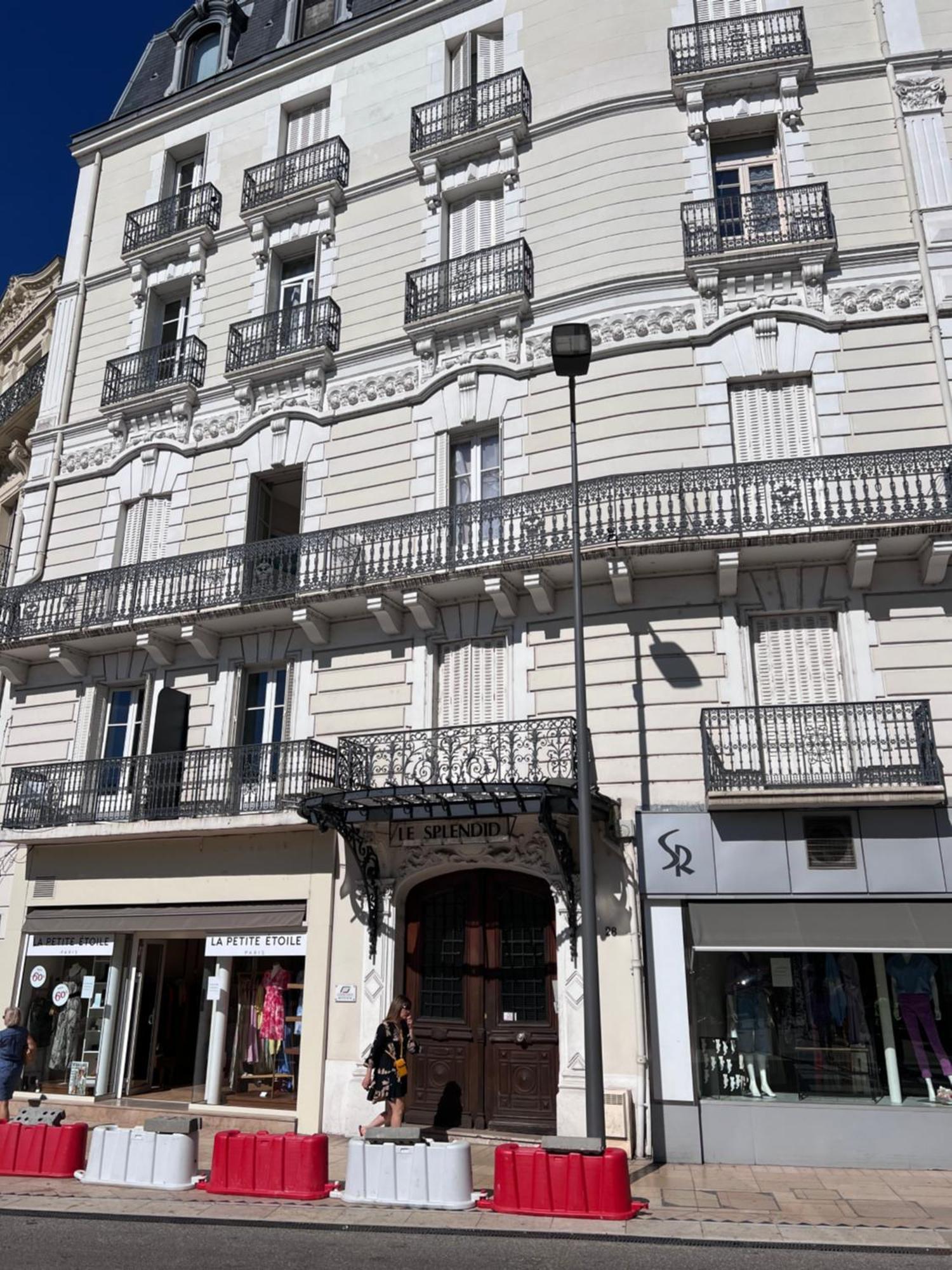 Le Splendid - Hypercentre - Proche Opera & Parcs - Thermes Vichy Exterior photo