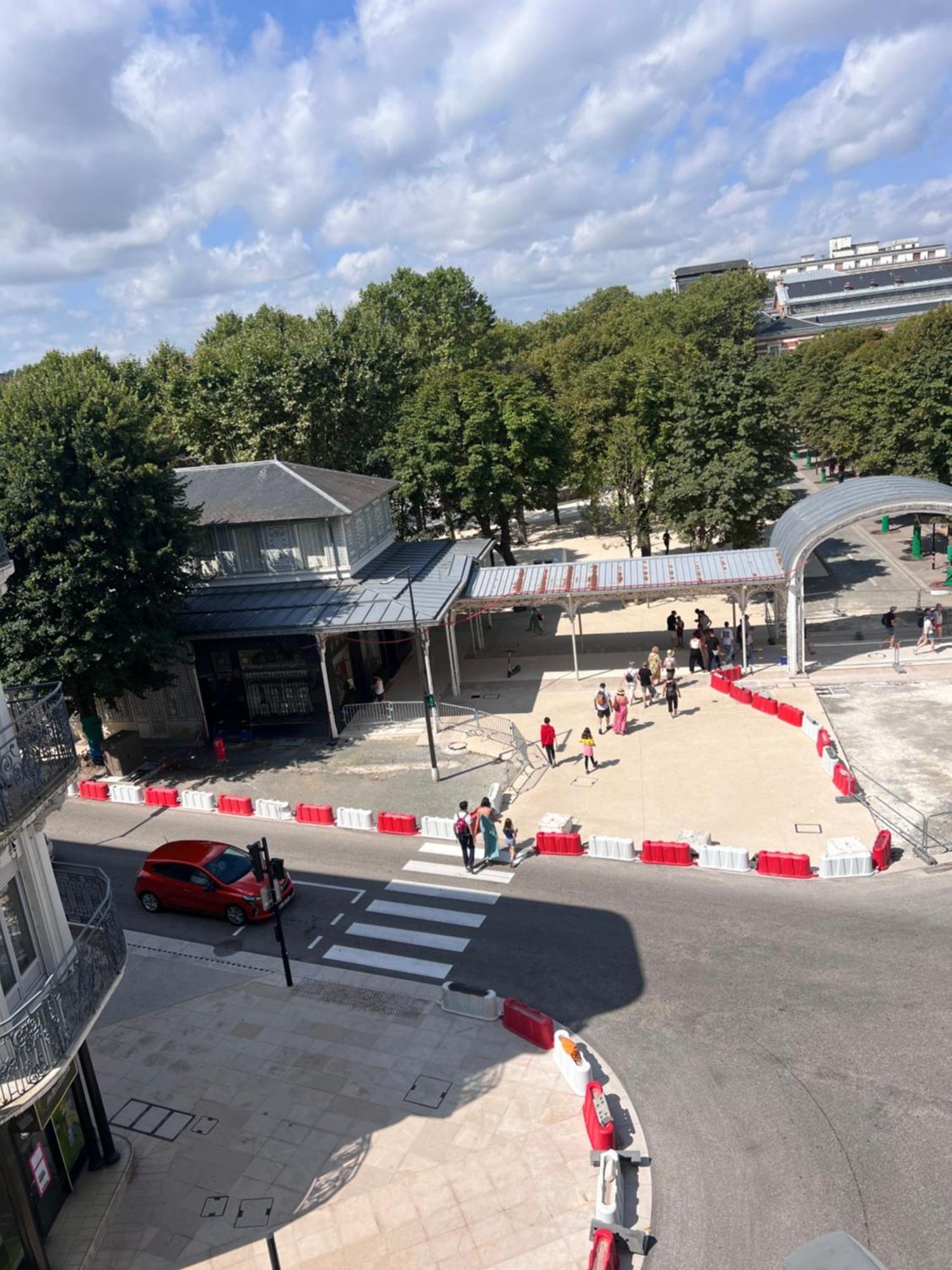 Le Splendid - Hypercentre - Proche Opera & Parcs - Thermes Vichy Exterior photo