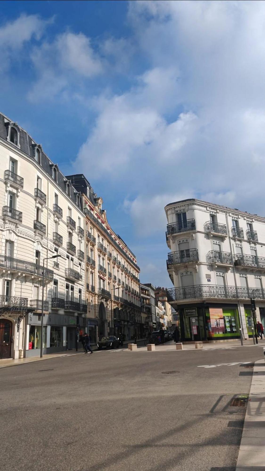Le Splendid - Hypercentre - Proche Opera & Parcs - Thermes Vichy Exterior photo