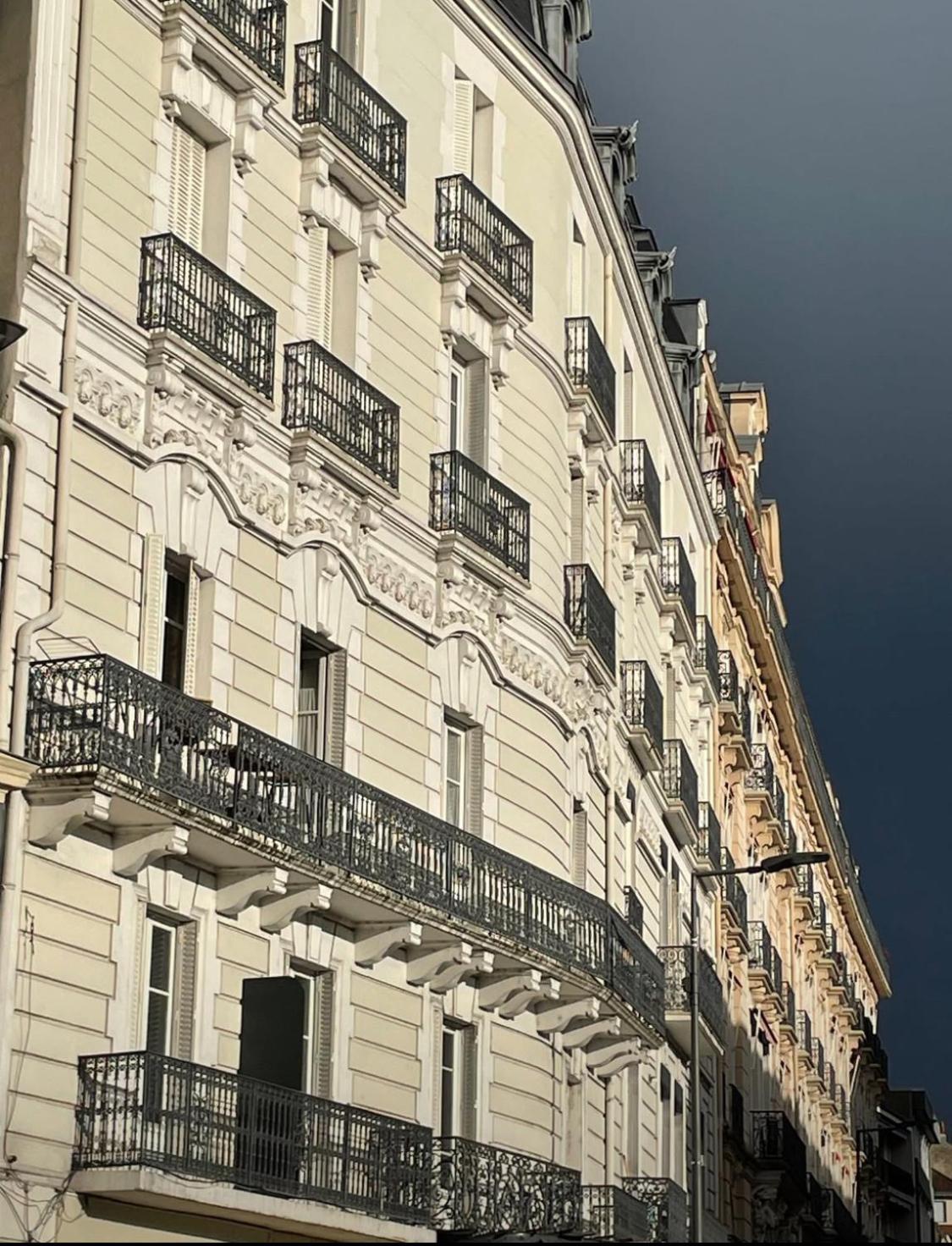 Le Splendid - Hypercentre - Proche Opera & Parcs - Thermes Vichy Exterior photo